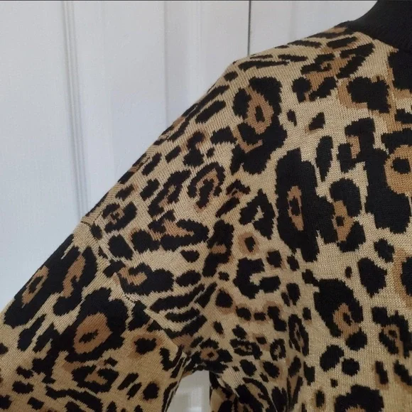 Calvin Klein animal print high low sweater size L - Picture 7 of 11